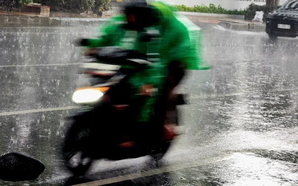 Prakiraan Cuaca Kota Batu Selasa 24 Februari 2026, Berawan dan Potensi Hujan
