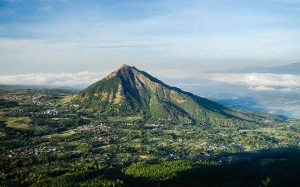 Pendaki Wajib Tahu! Gunung Andong Tidak Bisa Didaki Selama Ramadan 2026