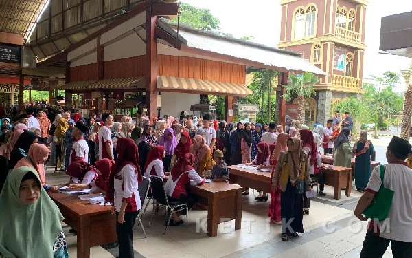Ribuan Jemaah Padati Kampung Coklat Kademangan, THR dan Pengajian Ramadan Jadi Magnet Tahunan