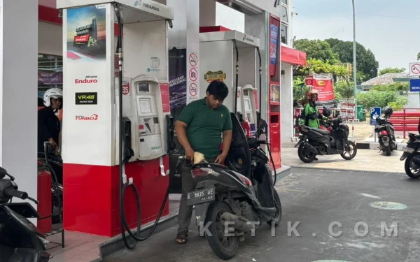 Thumbnail Berita - Daftar Harga BBM Nonsubsidi per 4 Mei 2026, Pertamax Turbo hingga Pertamina Dex Naik