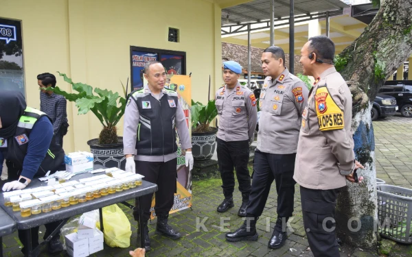 Perang Narkoba Dimulai dari Internal, Polres Bondowoso Lakukan Tes Urine Mendadak