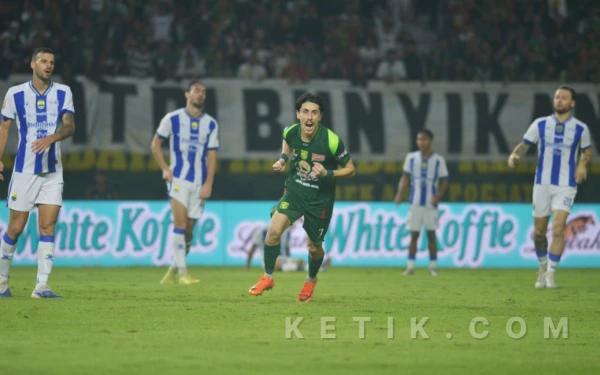Thumbnail Berita - Bernardo Tavares Siapkan Strategi Khusus Buat Persebaya Jelang Lawan Borneo FC