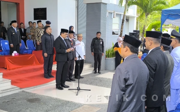 Lantik 116 Pejabat, Bupati Simeulue Tegaskan Larangan Bawa Aset Daerah dan Fokus Ekonomi Biru 2030