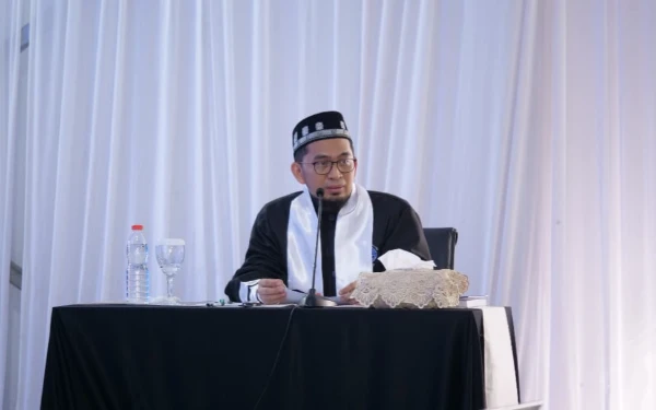 Thumbnail Berita - Keutamaan 10 Malam Terakhir Ramadan Menurut Ustaz Adi Hidayat