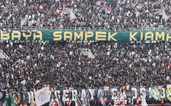 Tribun Utara Tutup Hingga Akhir Musim, Begini Tanggapan Salah Satu Tokoh Bonek