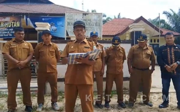 Diduga Akibat Skandal Perzinaan Kades, Perangkat Desa Sintuban Makmur Aceh Singkil Mundur Berjemaah