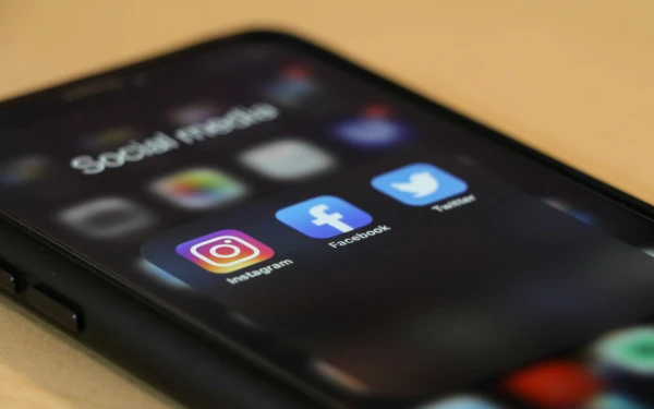 Pemerintah Batasi Akses Media Sosial bagi Anak di Bawah 16 Tahun, Komdigi Mulai Terapkan Aturan Baru