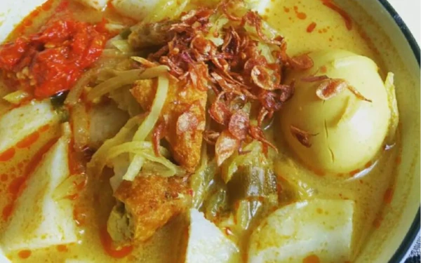 Makna Ketupat dan Lontong Sayur, Menu Andalan yang Menghangatkan Suasana Idulfitri