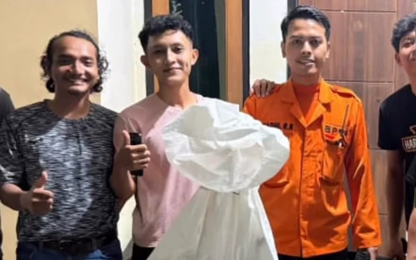 Warga Dikagetkan Musang Masuk Rumah di Jalan Mawar Surabaya