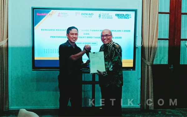 Thumbnail Berita - Kantah Cilacap Serahkan 81 Sertifikat Aset Pemda, Target 2.002 Bidang Tuntas pada 2027