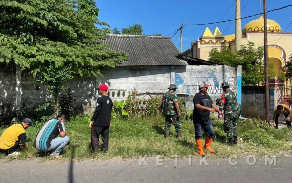 Wujudkan Ibu Kota Kecamatan Bersih dan Indah, Camat Asembagus Gelorakan Gerakan Indunesia Asri