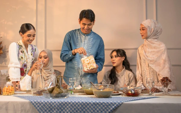 Bukan dari Arab, Istilah Halalbihalal Ternyata Asli Nusantara, Ini Sejarahnya