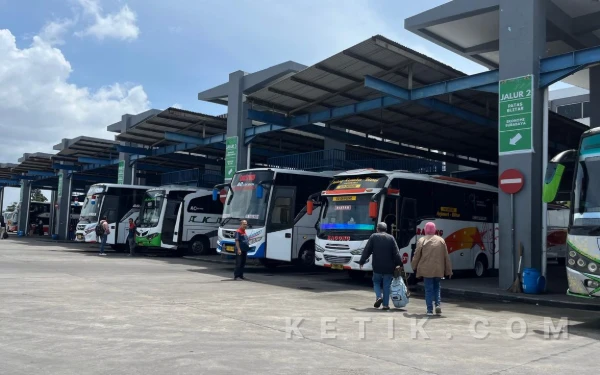 Thumbnail Berita - Mudik Lebaran 2026 di Terminal Arjosari Diprediksi Turun, Angkut 4.500 Penumpang
