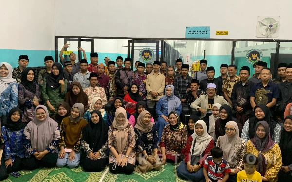 SPPG Sumberingin Blitar Berbagi Takjil dan Buka Bersama, 2.717 Penerima Manfaat MBG Dapat Menu Spesial