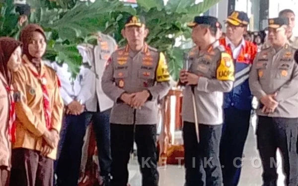 Kapolri Tinjau Posko Mudik Surabaya, 270 Pramuka Turut Amankan Arus Lebaran 2026