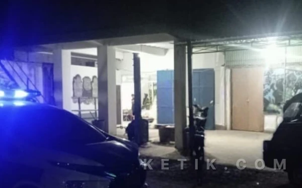 Thumbnail Berita - Kafe Karaoke GPJ Kanigoro Blitar Diduga Tetap Beroperasi Saat Ramadhan, Warga Keluhkan Musik Keras dan Aktivitas Mabuk