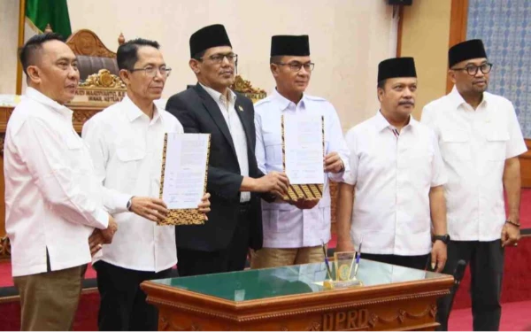 Ranperda Adminduk Resmi Disetujui DPRD Batam dalam Rapat Paripurna