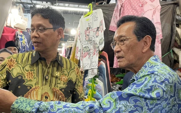 Menkeu Purbaya di Beringharjo Yogyakarta: Menepis Narasi Mati Suri Pasar Tradisional