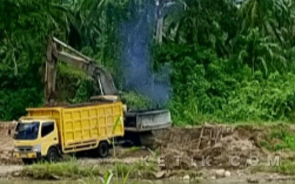 Investigasi Wartawan: Diduga Quarry Ilegal Rusak Jalan dan Cemari Air Sungai