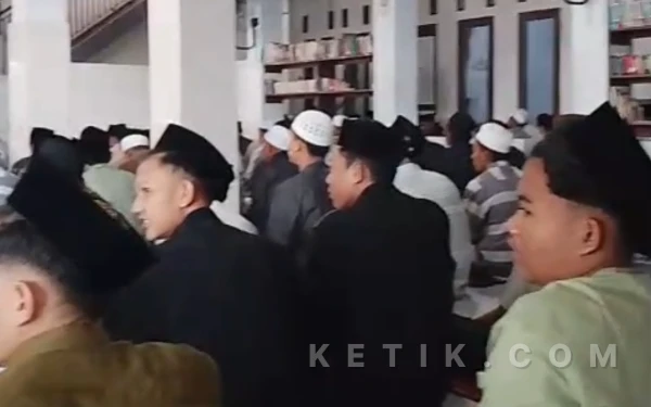 Lebaran Lebih Cepat Dua Hari, Tradisi Hisab Klasik Pesantren Ini Jadi Sorotan