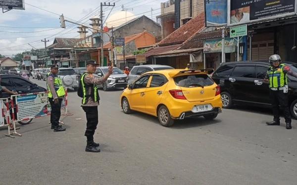 Pengaturan Lalu Lintas Ditingkatkan, Arus Kendaraan di Pekalongan Tetap Terkendali