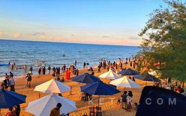 Pengelola Pantai Lon Malang Sampang Perkuat Keamanan, Utamakan Kenyamanan Wisatawan