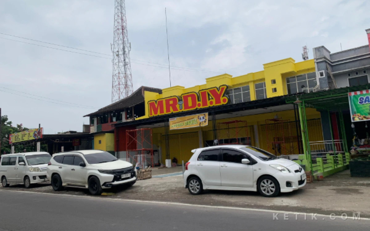 Thumbnail Berita - Dugaan Ada ‘Backing’ di Balik Jembatan Akses MR DIY Cukir Jombang, Pengamat Minta Diusut Tuntas
