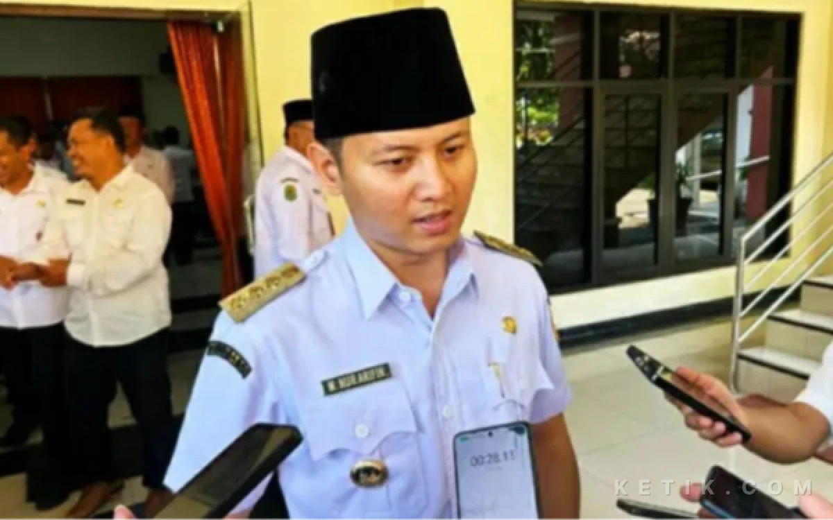 Lantik 8 Pejabat Eselon II dan Direktur Tirta Wening, Ini Pesan Tegas Bupati Trenggalek Mas Ipin!