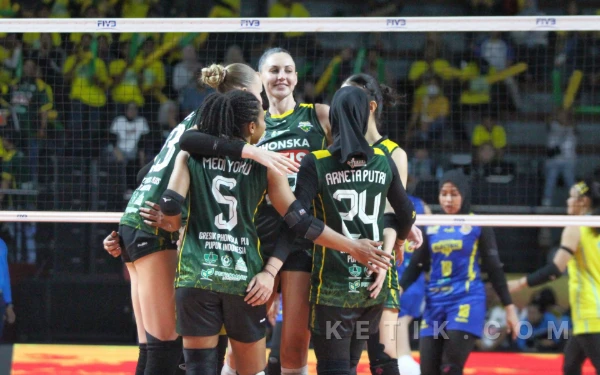 [FOTO] Petrokimia Pertahankan Tren Kemenangan, Kalahkam Elektrik PLN 3-0 di Final Four Proliga 2026