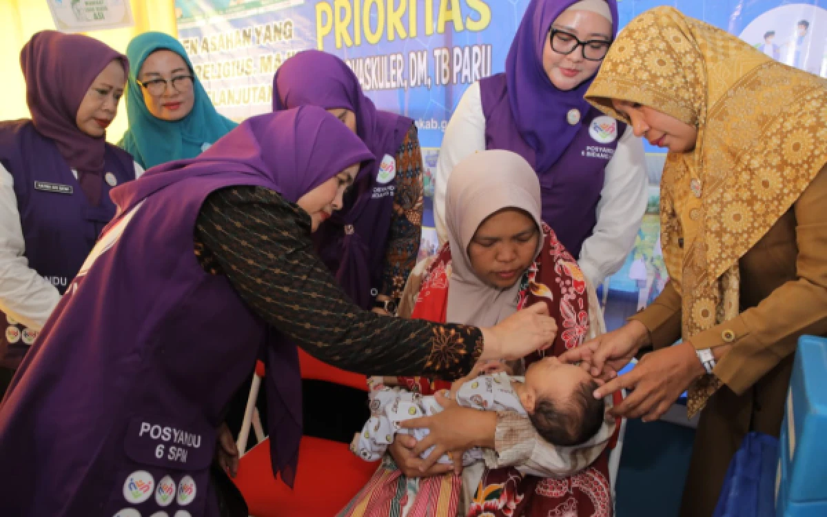 Dorong Cegah Stunting Sejak Dini, Ketua Tim Pembina Posyandu Asahan Tinjau Dua Posyandu