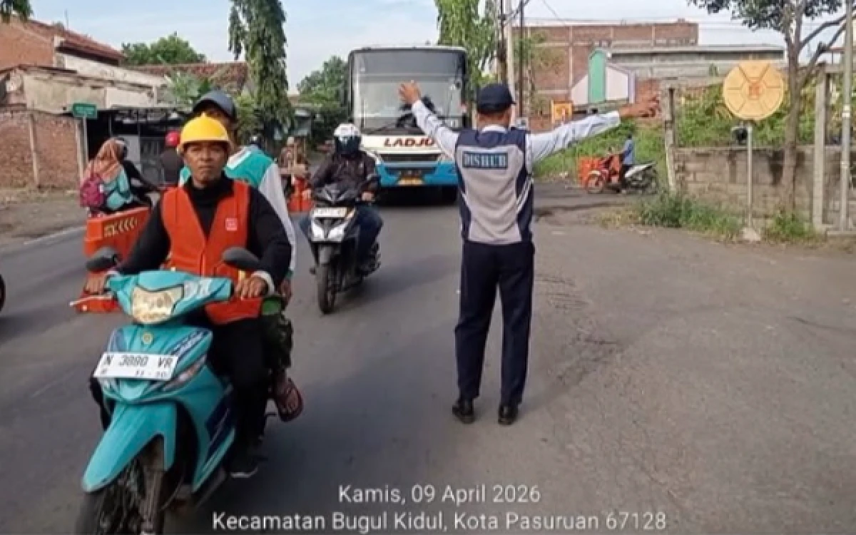 Optimalkan Layanan Transportasi, Dishub Jatim Tingkatkan Pengawasan dan Kebersihan Terminal