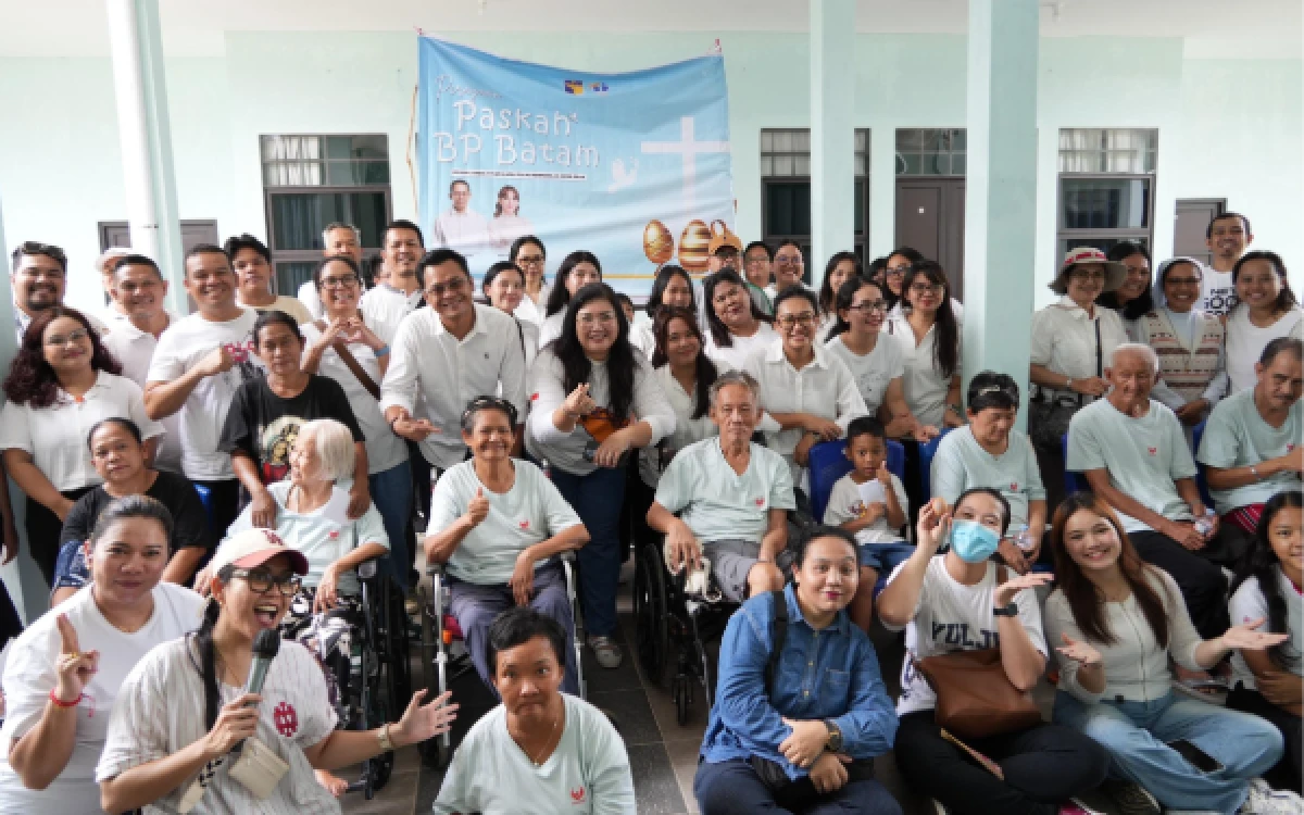 Persekutuan Doa BP Batam Rayakan Paskah Bersama Lansia di Pulau Rempang, Gelar Bakti Sosial