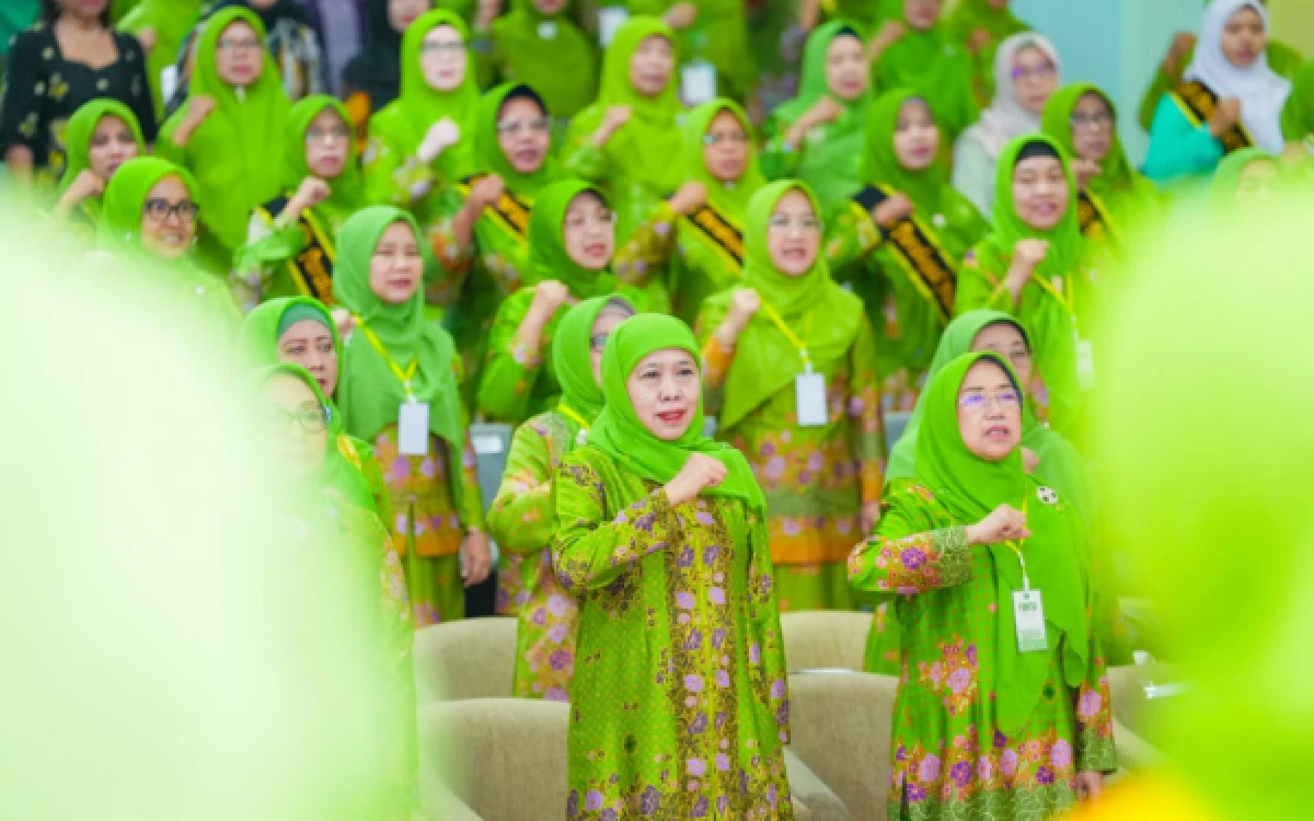 Muslimat NU Serukan Dunia Tanpa Perang, Khofifah dan Arifah Saksikan Deklarasi 9 Tuntutan ke PBB