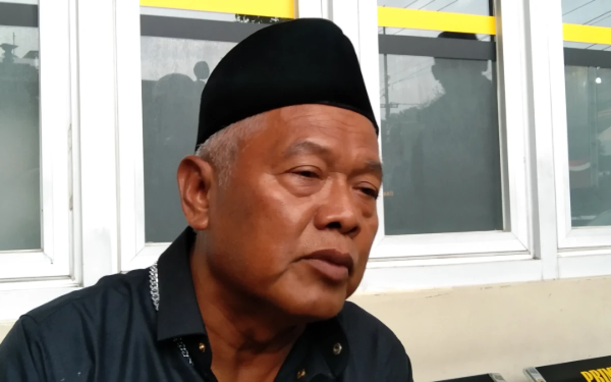 Thumbnail Berita - Usai Visum, Jenazah Yai Mim Dimakamkan di Blitar