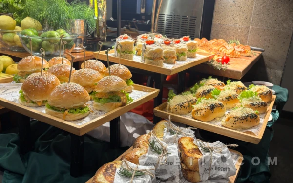 [FOTO] Sensasi Kuliner Italia di Malang, Cicipi “Torre Del Gusto” Italian All You Can Eat Dinner di Hotel Santika Premiere