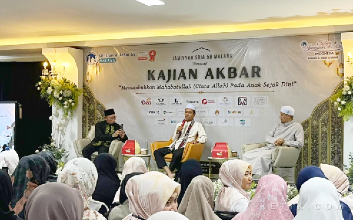 Selaraskan Adab Anak dan Orang Tua, Jamiyyah SD Islam Al Azhar 56 Malang Kajian Bareng Ustaz Abdul Somad