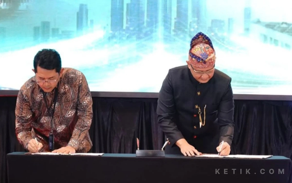Kadindik Aries dan Dirut Bank Jatim Luncurkan JConnect EDU, Perkuat Digitalisasi Penyaluran Dana BOS
