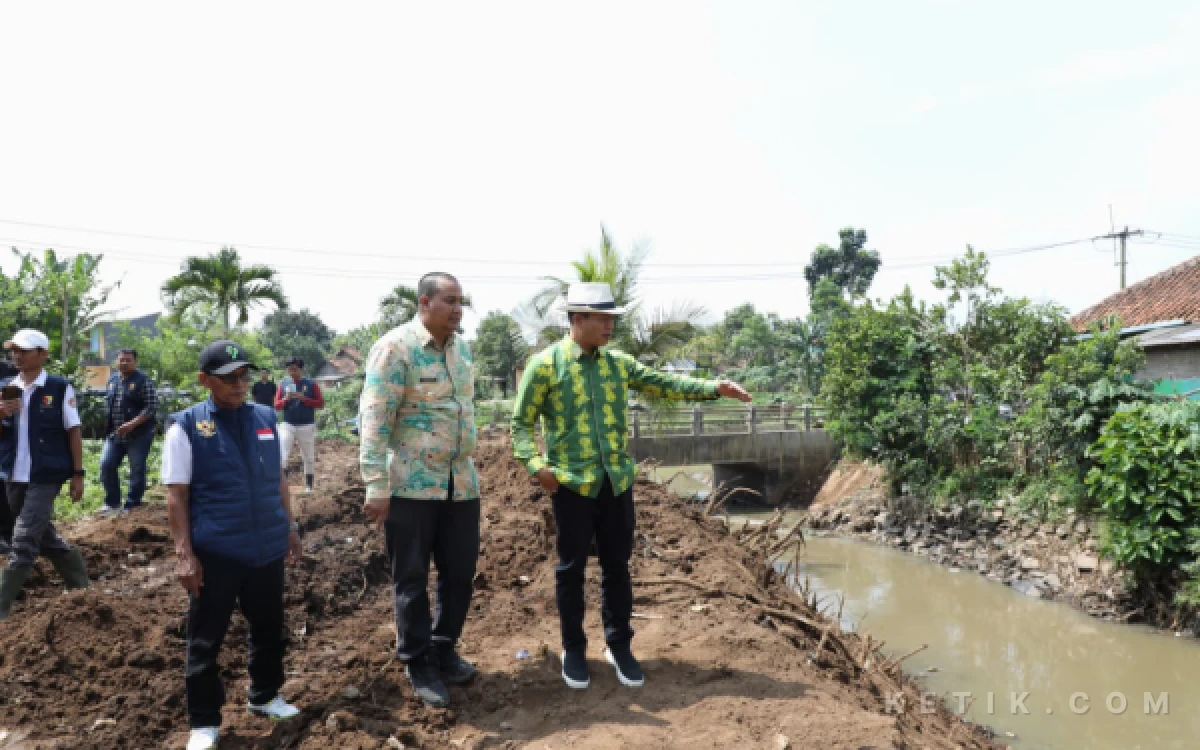 Kolaborasi Pentahelix Bergerak, Bupati KDS Tinjau Langsung Progres Sungai Cisunggalah