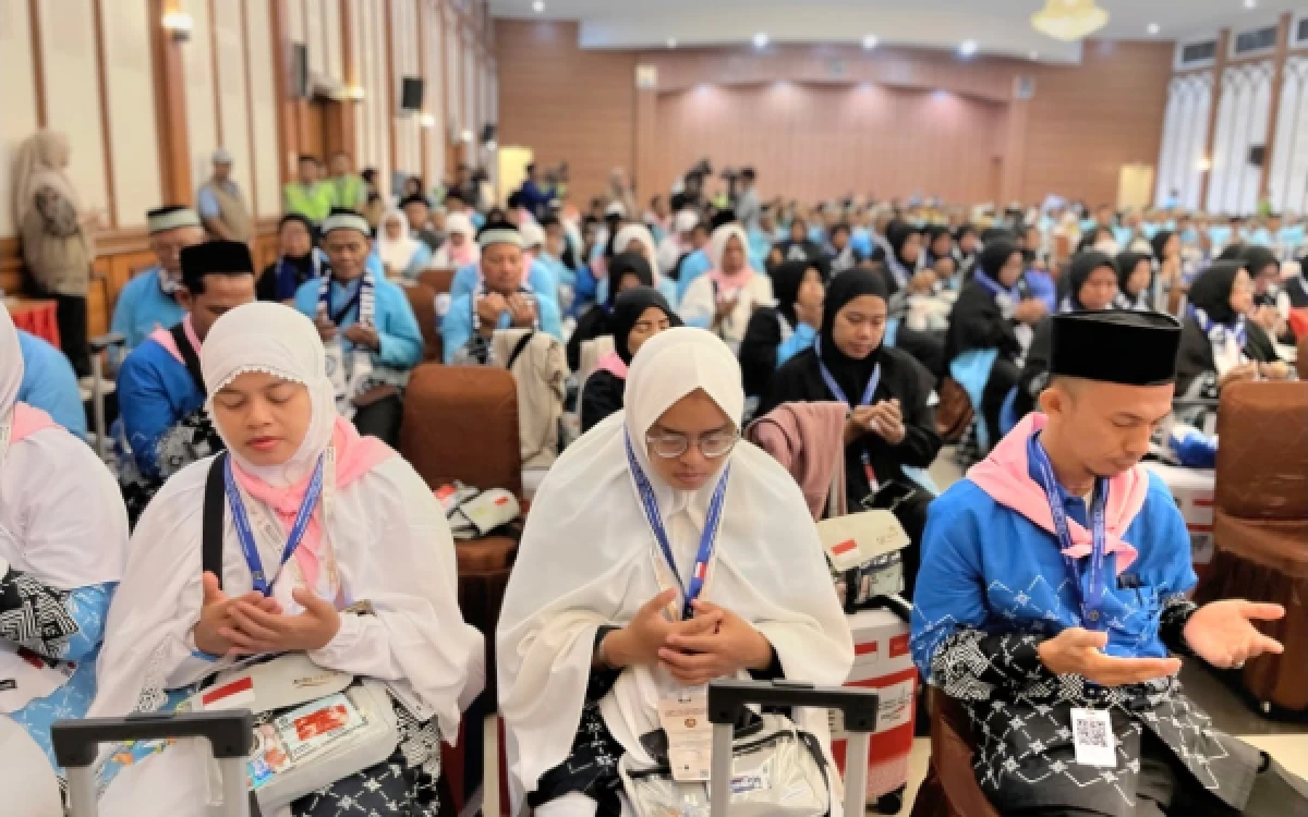 Thumbnail Berita - Layanan Fast Track Haji 2026 Diperluas, Percepat Keberangkatan dan Kenyamanan Jemaah