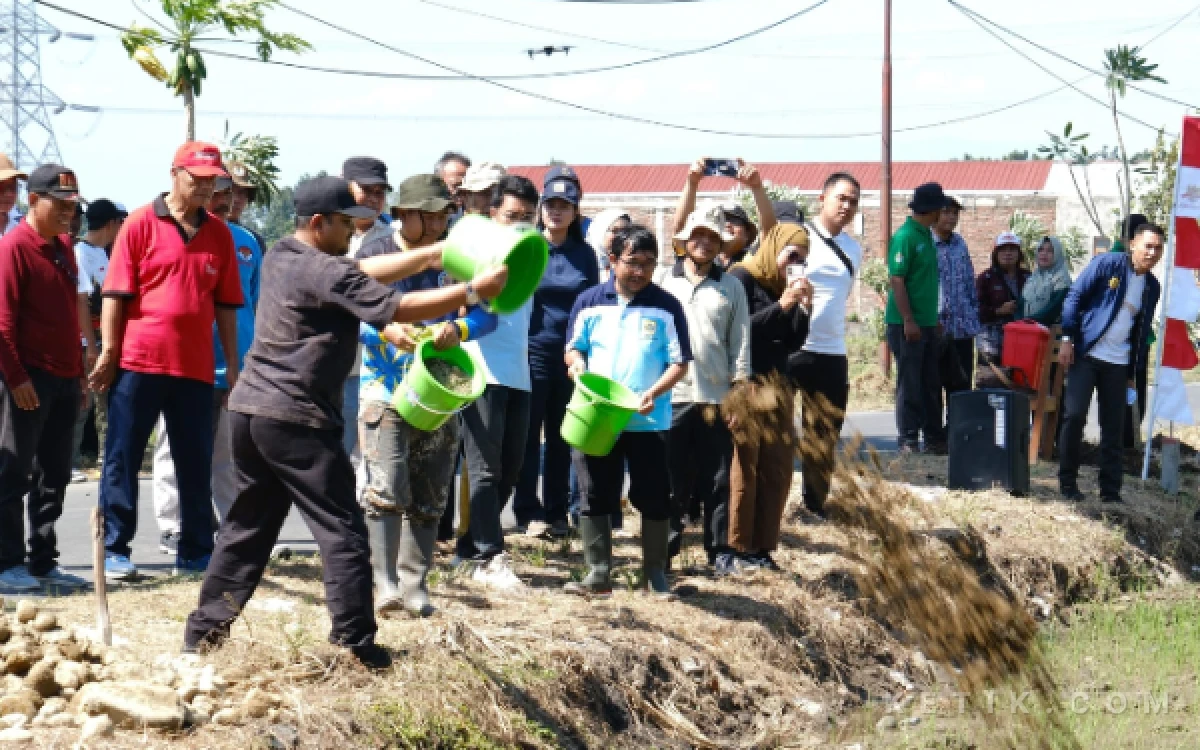 Thumbnail Berita - Peringati Hari Bumi 2026, Pemalang Bangun TPST Dorong Pengelolaan Sampah Terpadu