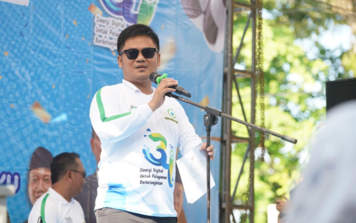 Thumbnail Berita - HUT ke-34  Perumda Tirta Ayu, Bupati Tegal Soroti Pentingnya Digitalisasi Layanan