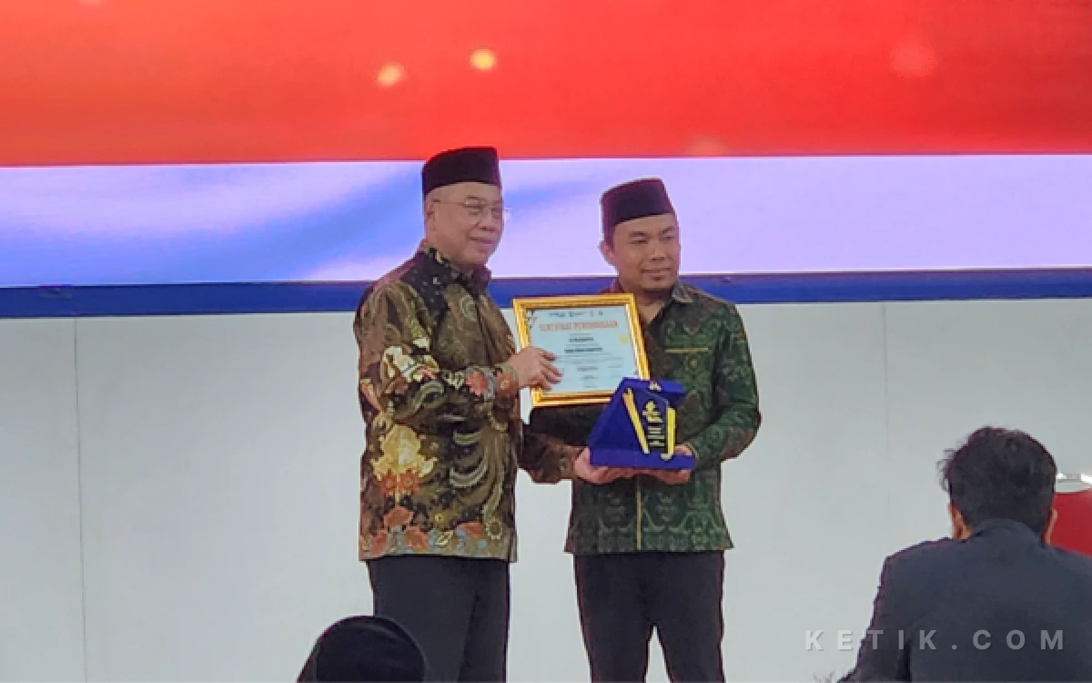 Thumbnail Berita - Selamat Sam! Wawali Kota Malang Terima Penghargaan Tokoh Muda Inspiratif versi PWMU