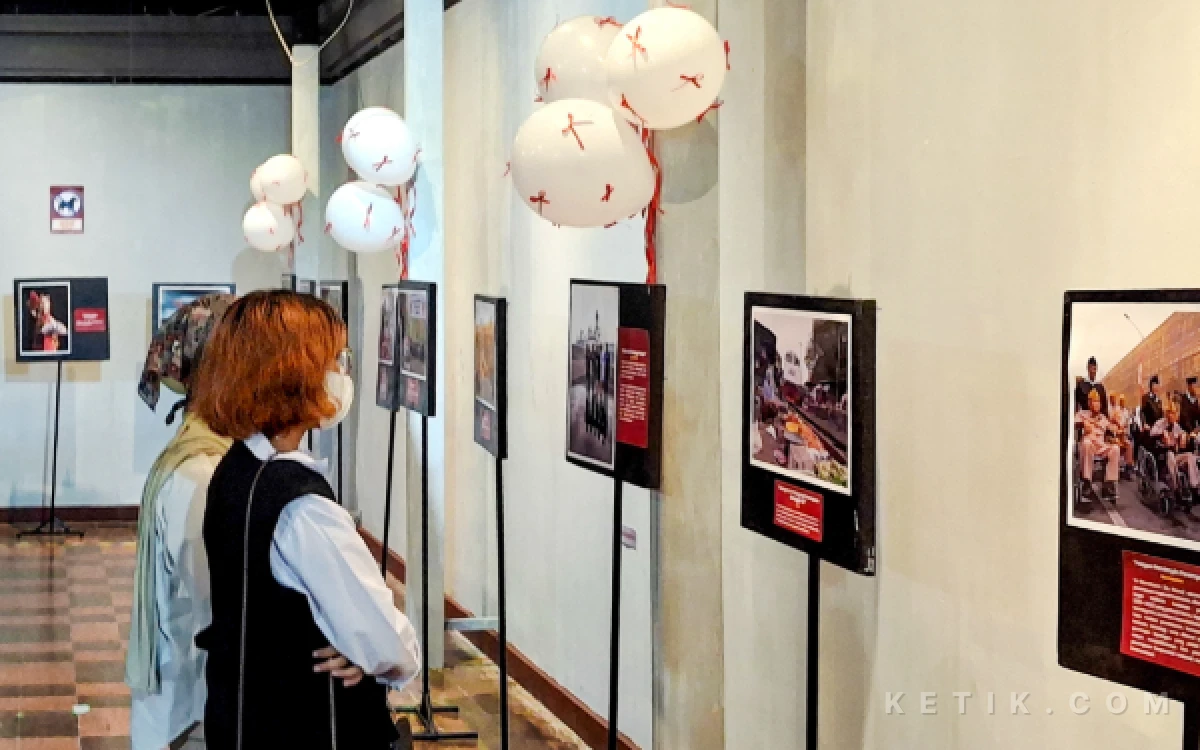 Thumbnail Berita - Gelar Karya AFo Angkat Kisah Perempuan Lewat Pameran “Perempuan: Cahaya Kehidupan”