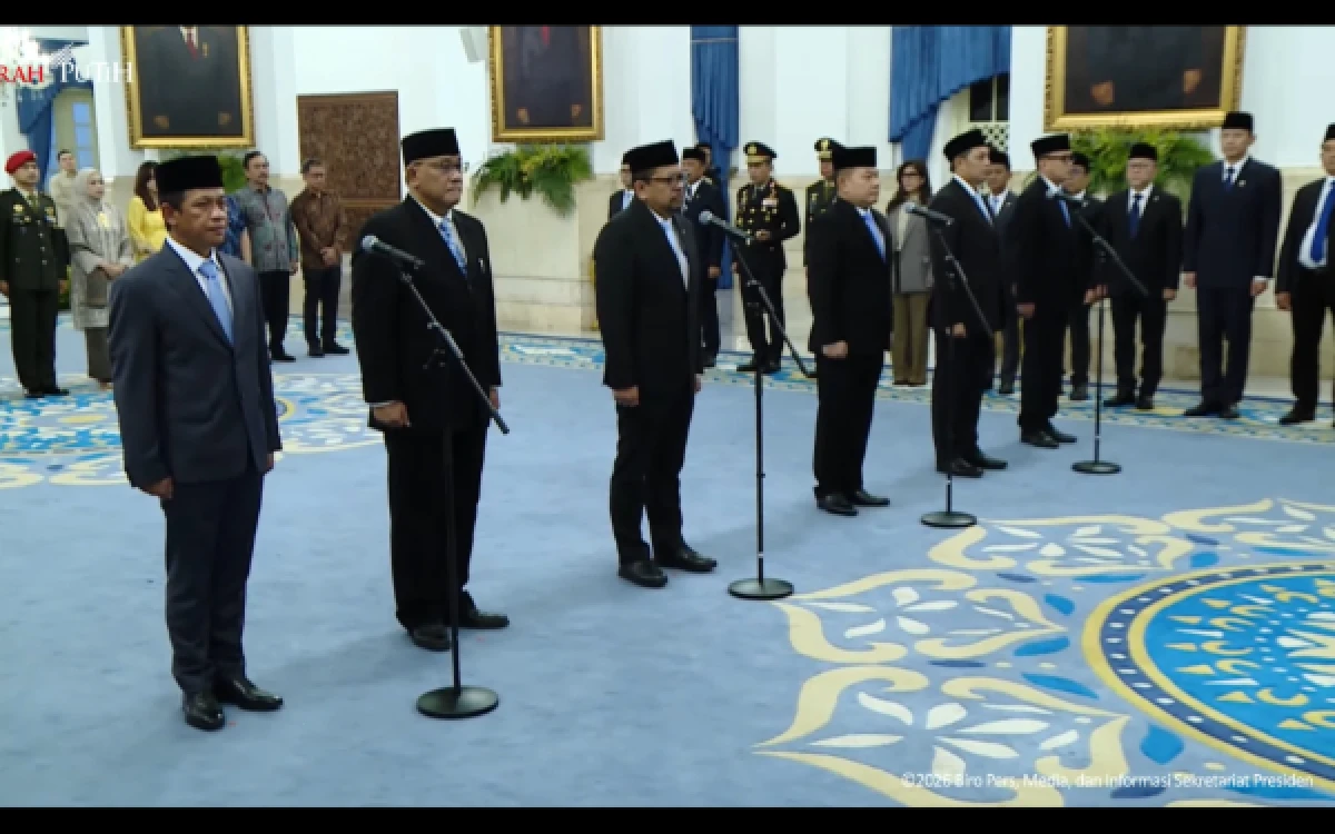 Thumbnail Berita - Presiden Prabowo Subianto Lantik 6 Pejabat Baru di Istana Negara, Ini Daftarnya
