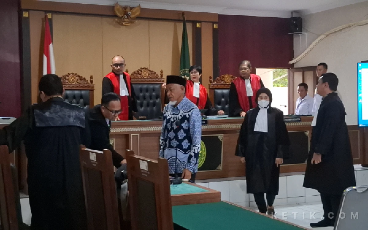 Thumbnail Berita - Breaking News! Terdakwa Mantan Bupati Sri Purnomo Divonis 6 Tahun Penjara