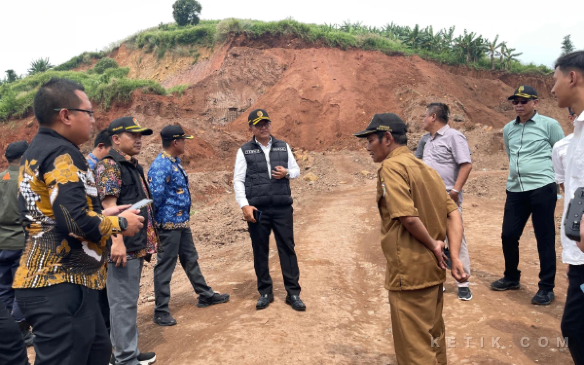 Thumbnail Berita - Satgas Mojokerto Gerebek 7 Titik Galian C Ilegal di Gondang dan Jatirejo