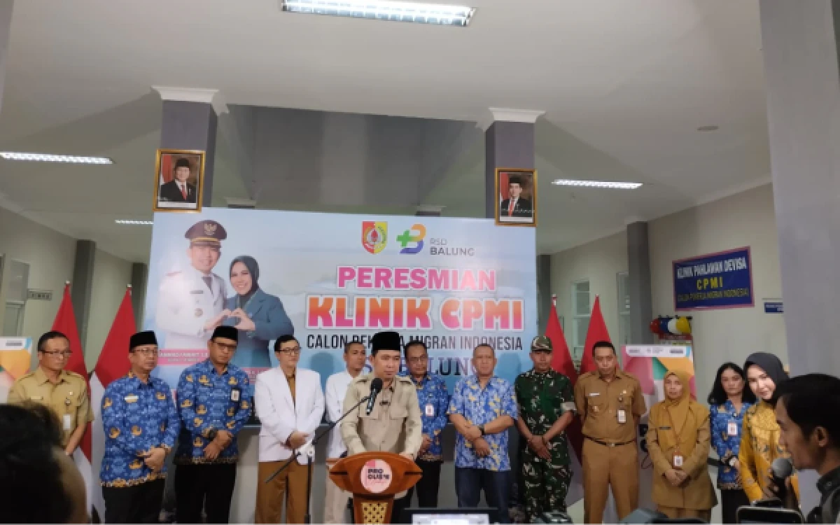 Thumbnail Berita - Jember Belum Punya Kantor P4MI, Muhammad Fawait Optimalkan Layanan Migran di Mal Pelayanan Publik