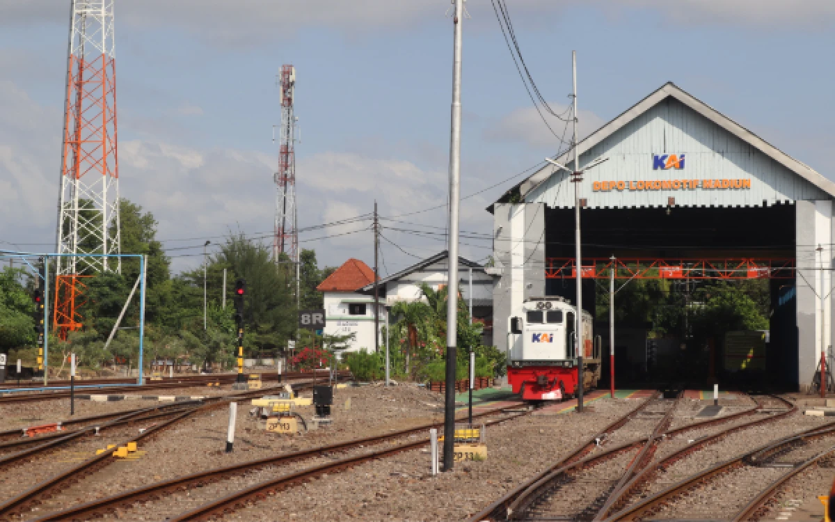 Thumbnail Berita - Insiden Operasional di Bekasi Timur Ganggu Perjalanan KA, 240 Penumpang Argo Bromo Anggrek Selamat