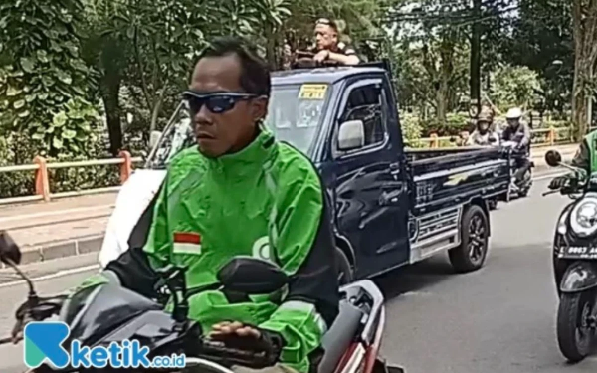Thumbnail Berita - Awas Terjebak Macet! Ini Rute Jalan di Surabaya yang Dilewati Demo Ojol