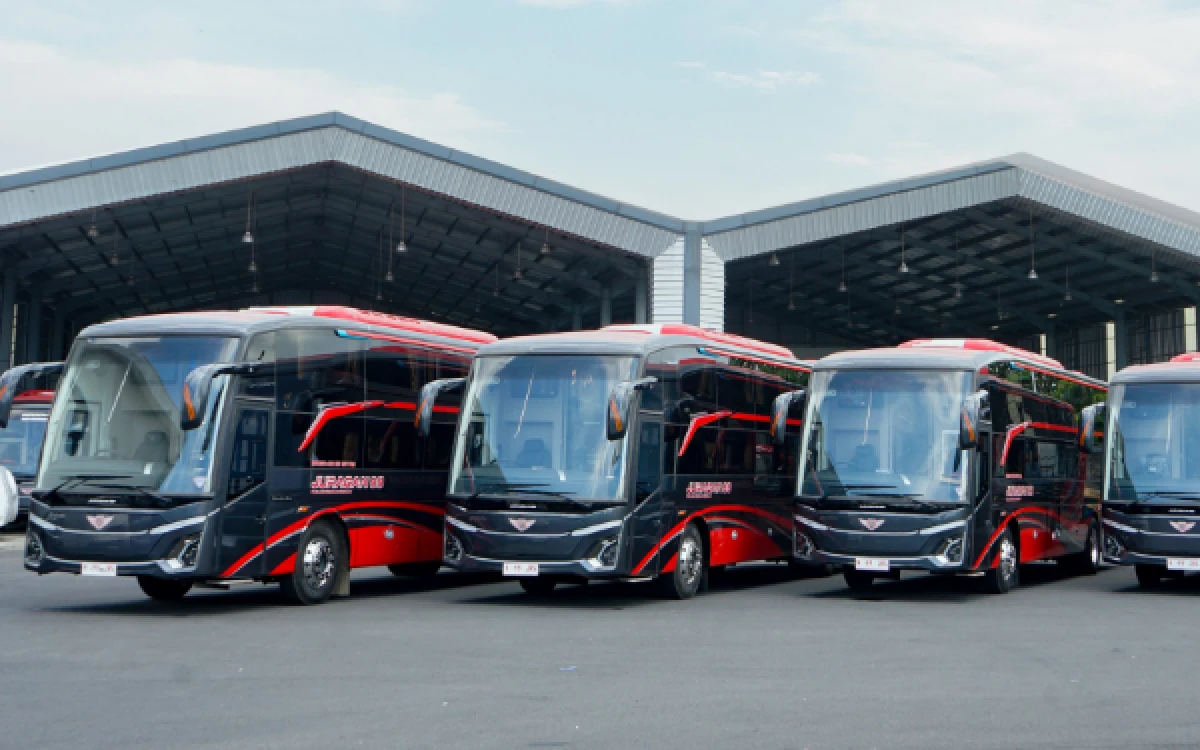 Thumbnail Berita - Kecelakaan KA Argo Bromo Anggrek dan KRL Commuter Line di Bekasi Timur, Juragan99 Trans Beri Diskon 50% bagi Penumpang Terdampak